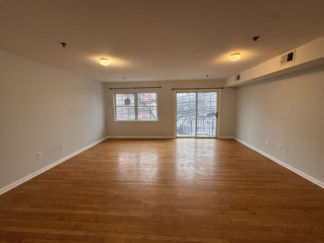 17 Norfolk Street #2 - Photo 4 of 12