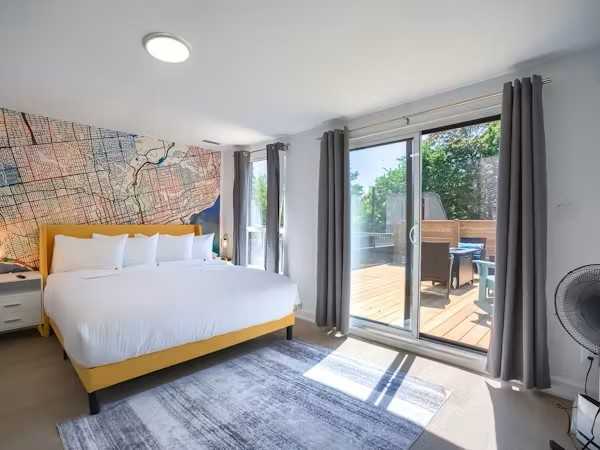 1046 Lofts - Photo 4 of 24