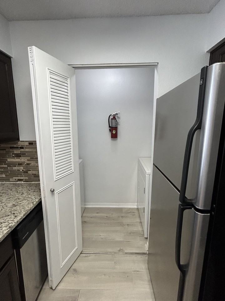 1055 S. Hiawassee Road - 2035Unit 2035 #2035 - Photo 5 of 11