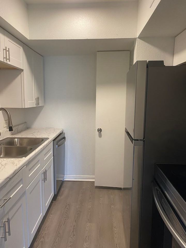 Nueva Vida Apartments - Photo 3 of 10