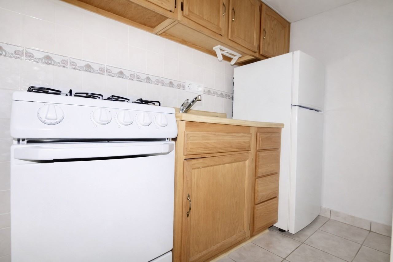 422 EAST WHEELING STREETAPT C-4 #C04 - Photo 4 of 7