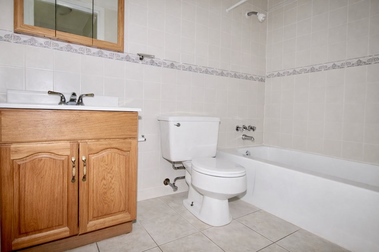 422 EAST WHEELING STREETAPT C-4 #C04 - Photo 6 of 7