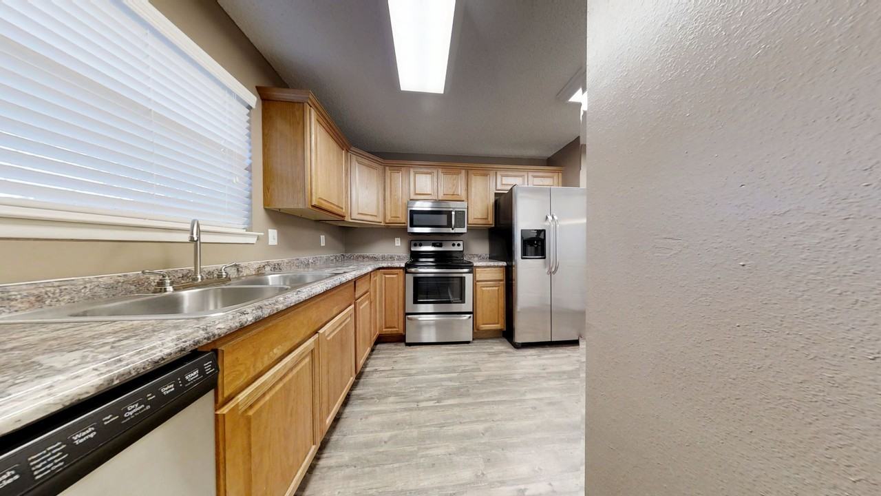 Boerne Townhomes - Photo 5 of 39