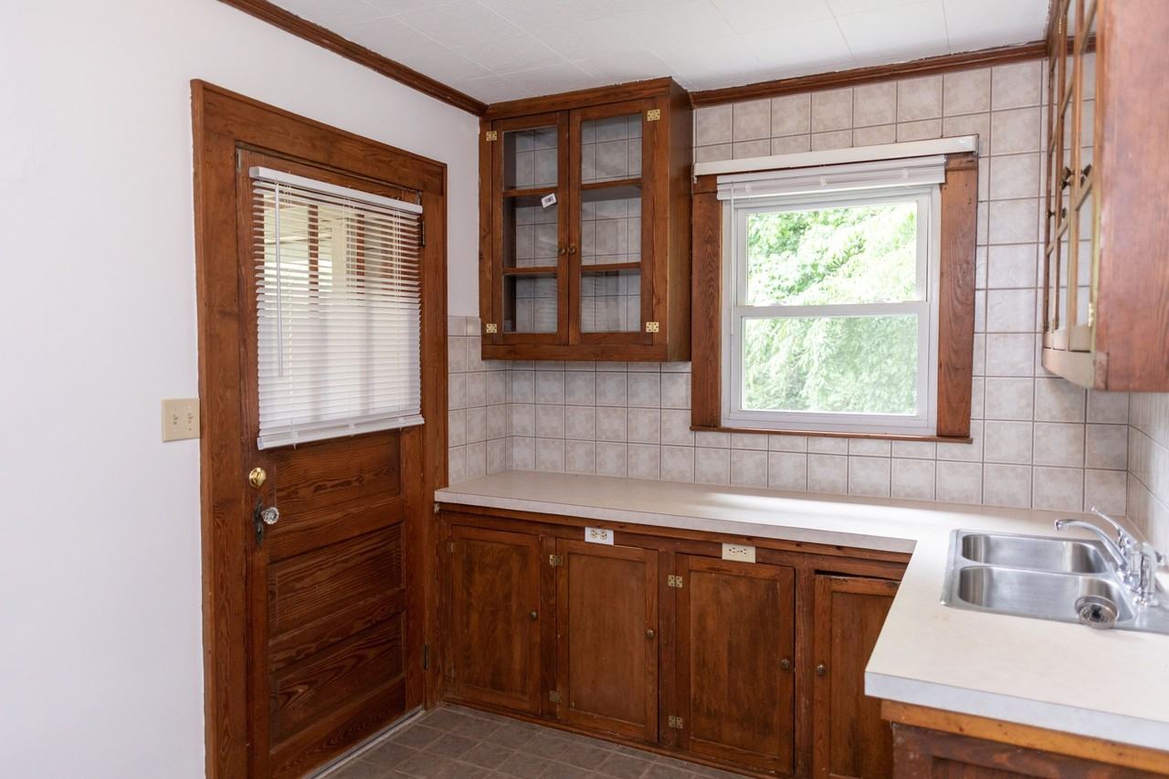 751 Harris Ave Nw #1 - Photo 2 of 10