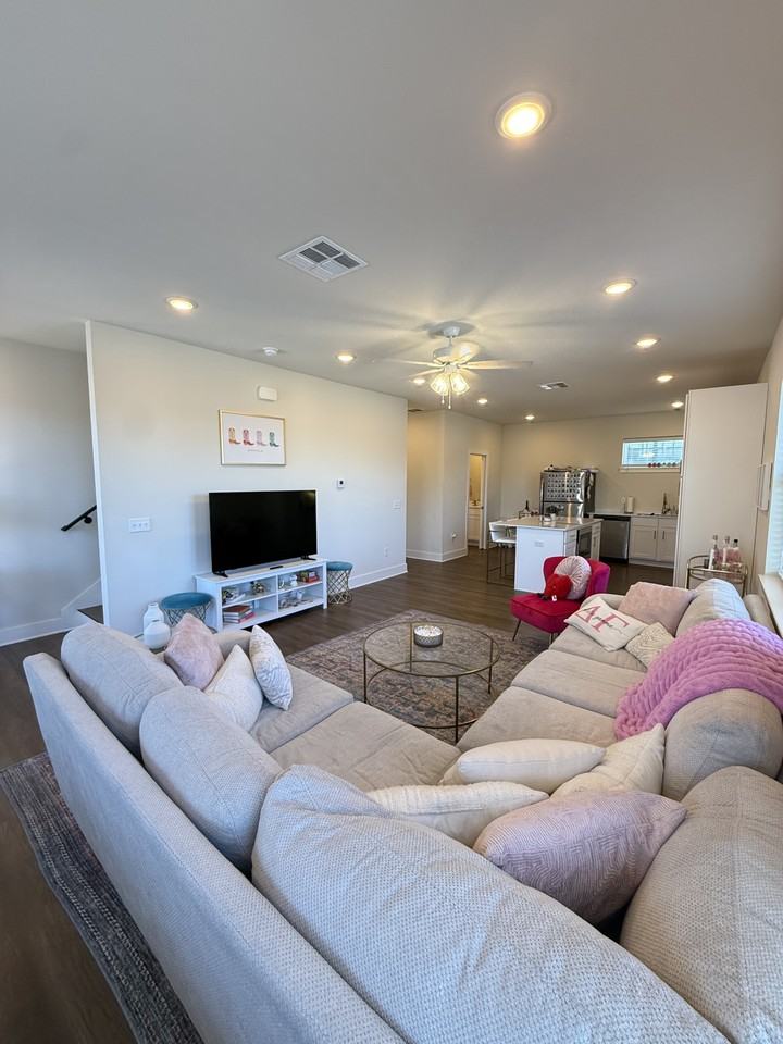 N Whitham Ave #1 - Photo 7 of 27