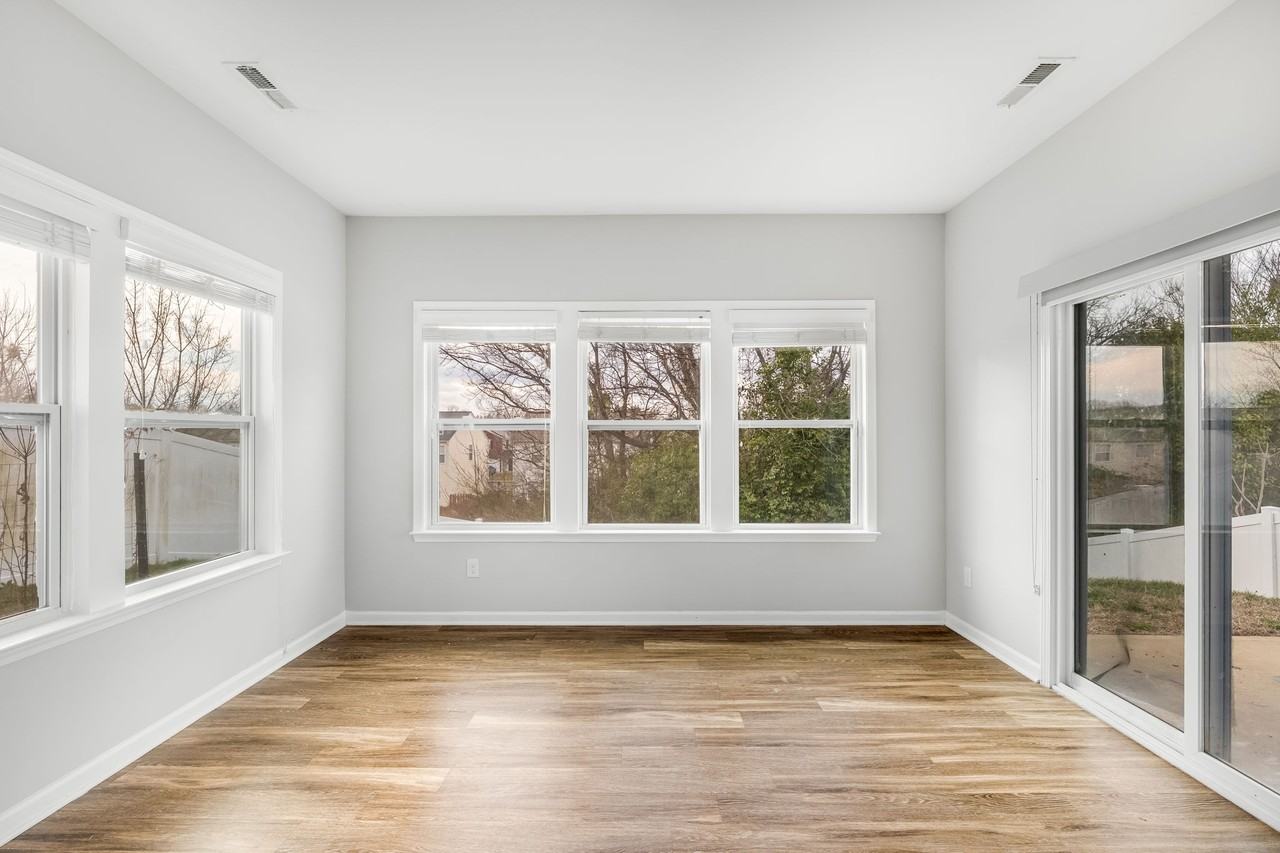 4622 Meshack Ave #1 - Photo 4 of 18