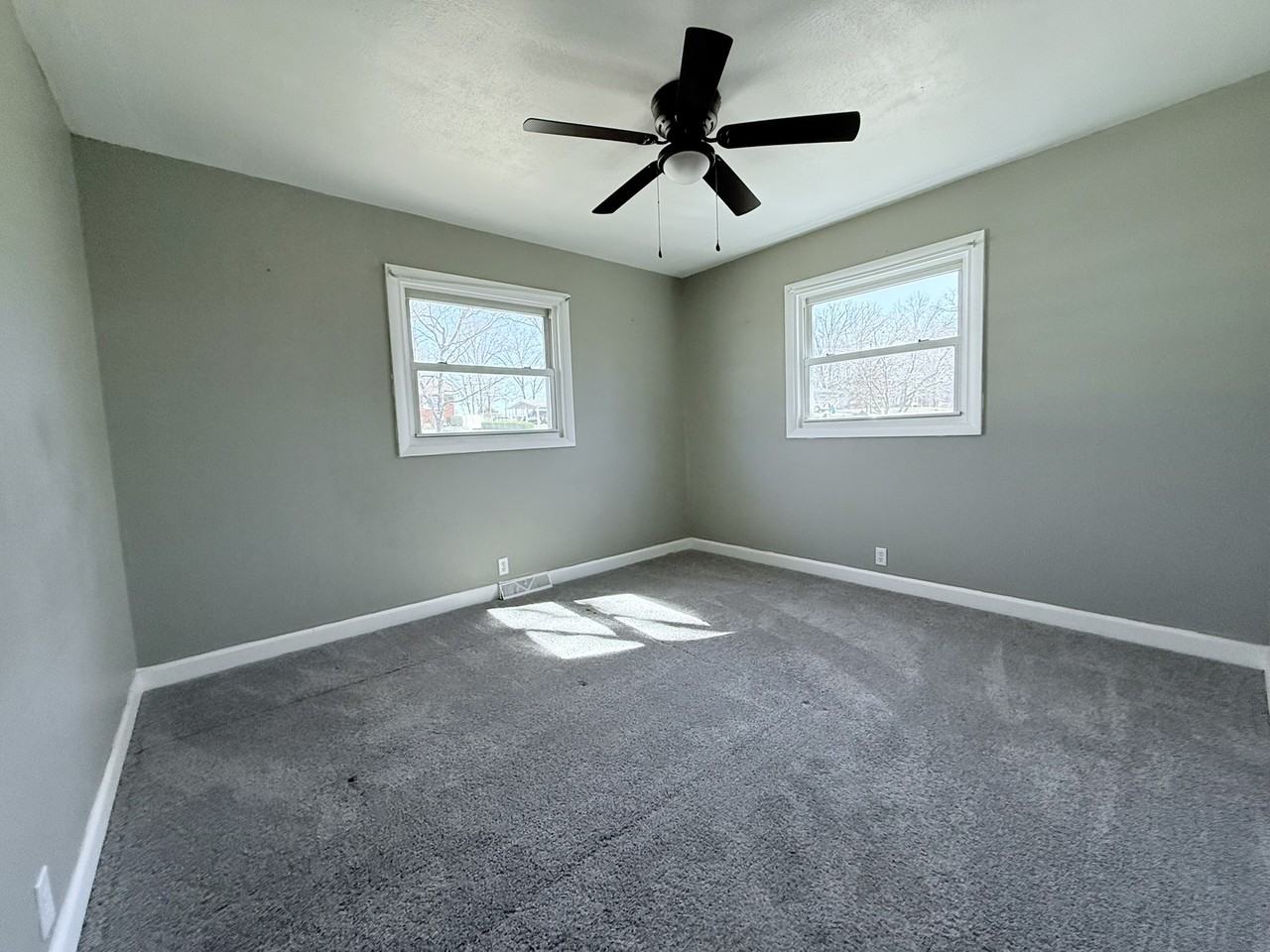 515 East St #1 - Photo 6 of 14