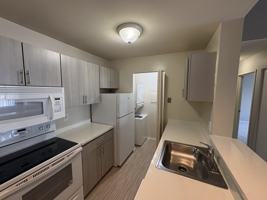 featured image of 39365 Village Green Blvd