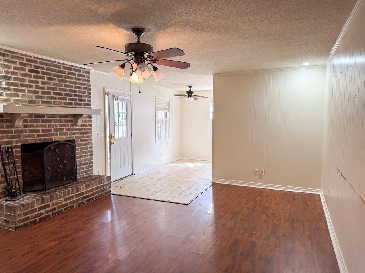 3612 Azalea Cir - Photo 4 of 23