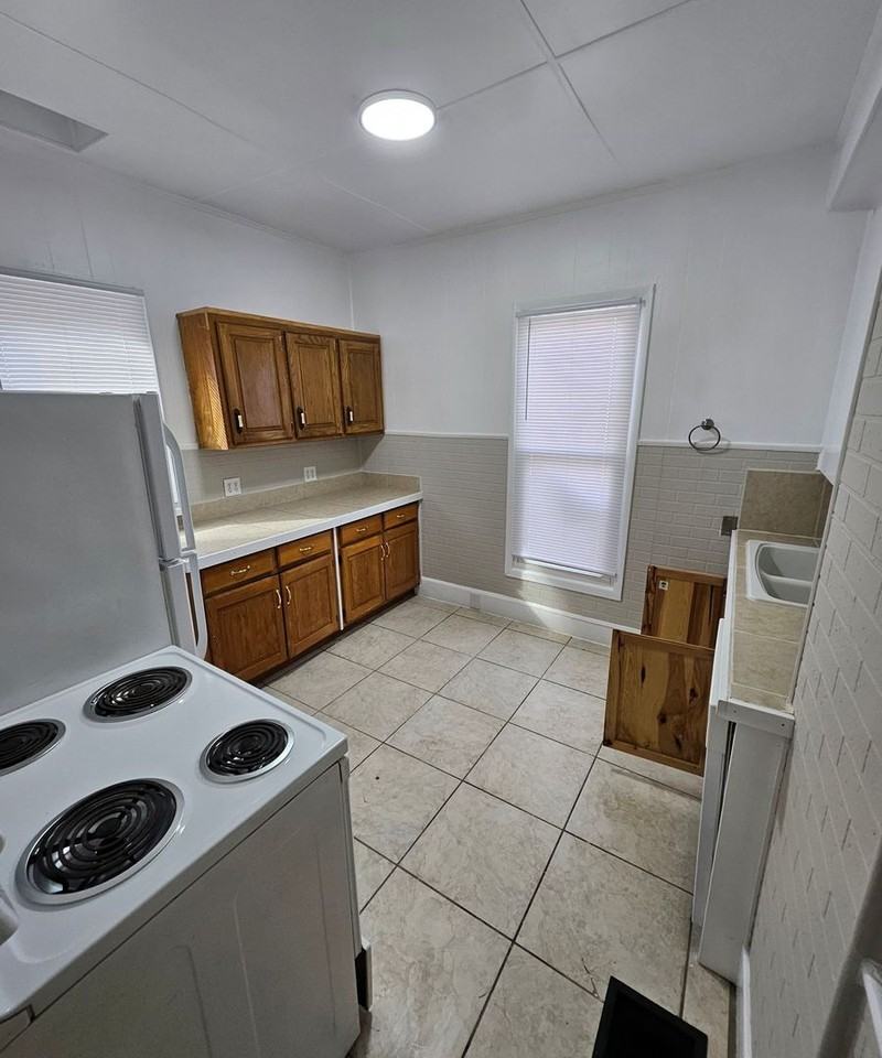 518 N Osage St - Photo 3 of 7