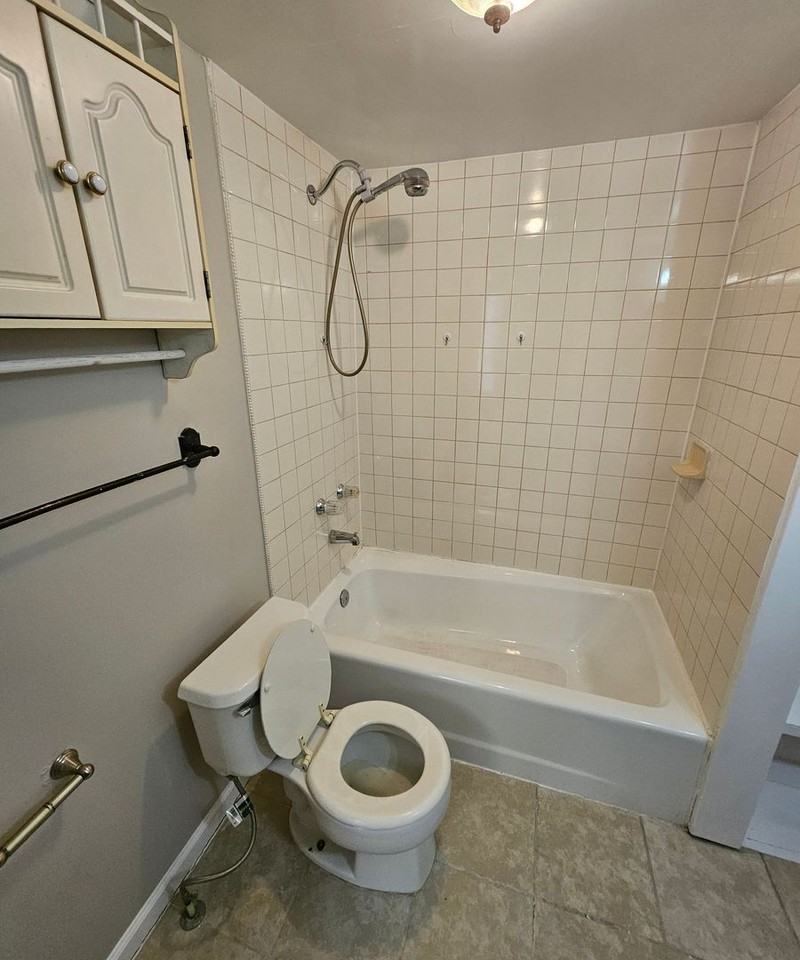 518 N Osage St - Photo 5 of 7