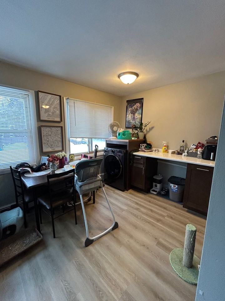 1807 E 3rd St #18 - Photo 6 of 13
