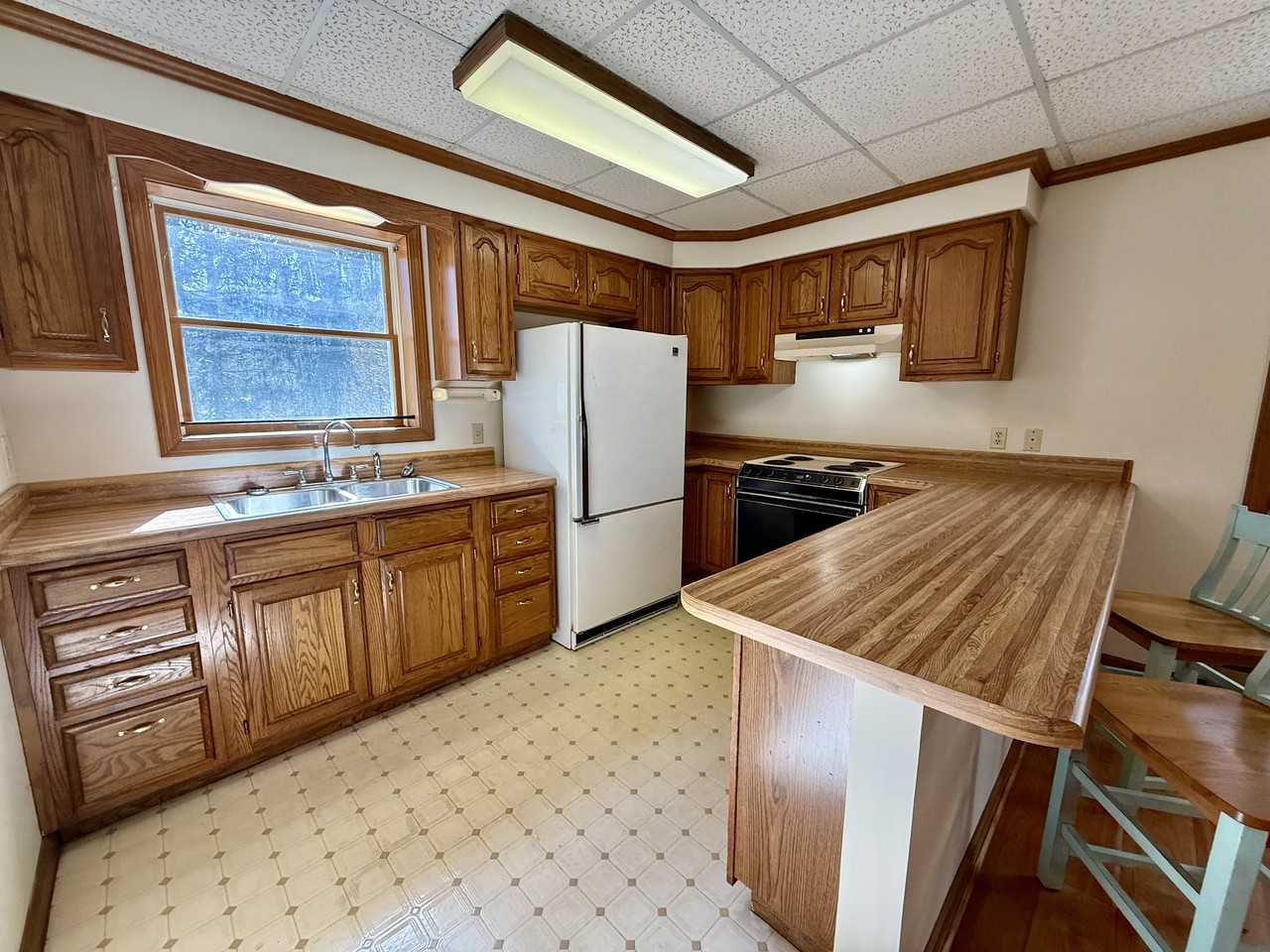 5 Shadow Valley Dr #1 - Photo 6 of 16