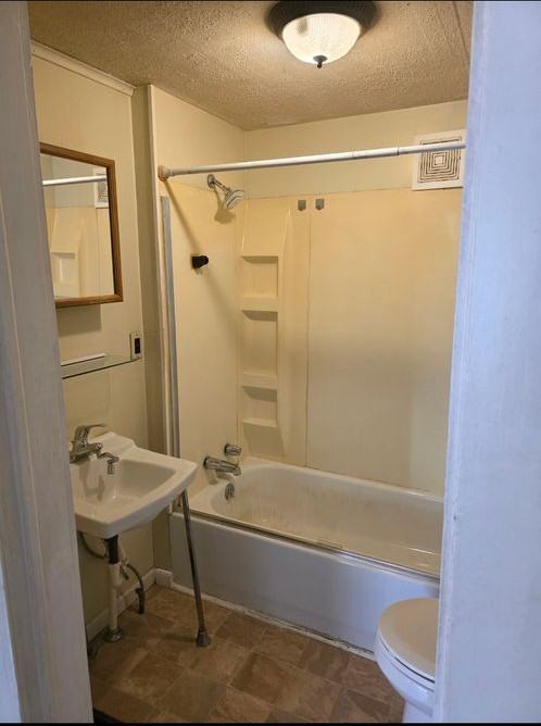 204 N Fort Wayne St - Photo 7 of 15