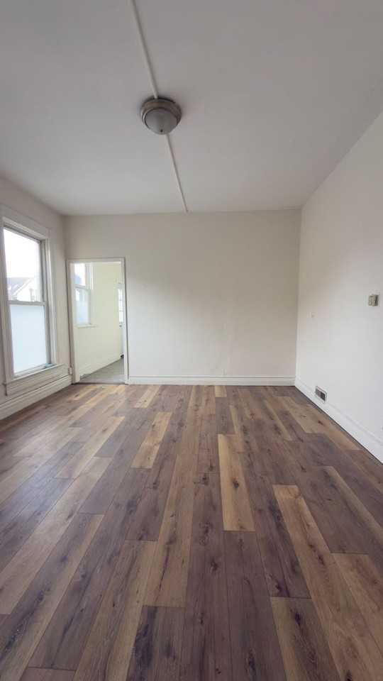 639 N 5th St - Photo 2 of 14