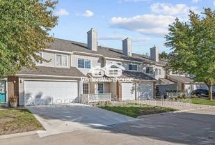 1323 Se Delaware Ave #5 - Photo 1 of 1