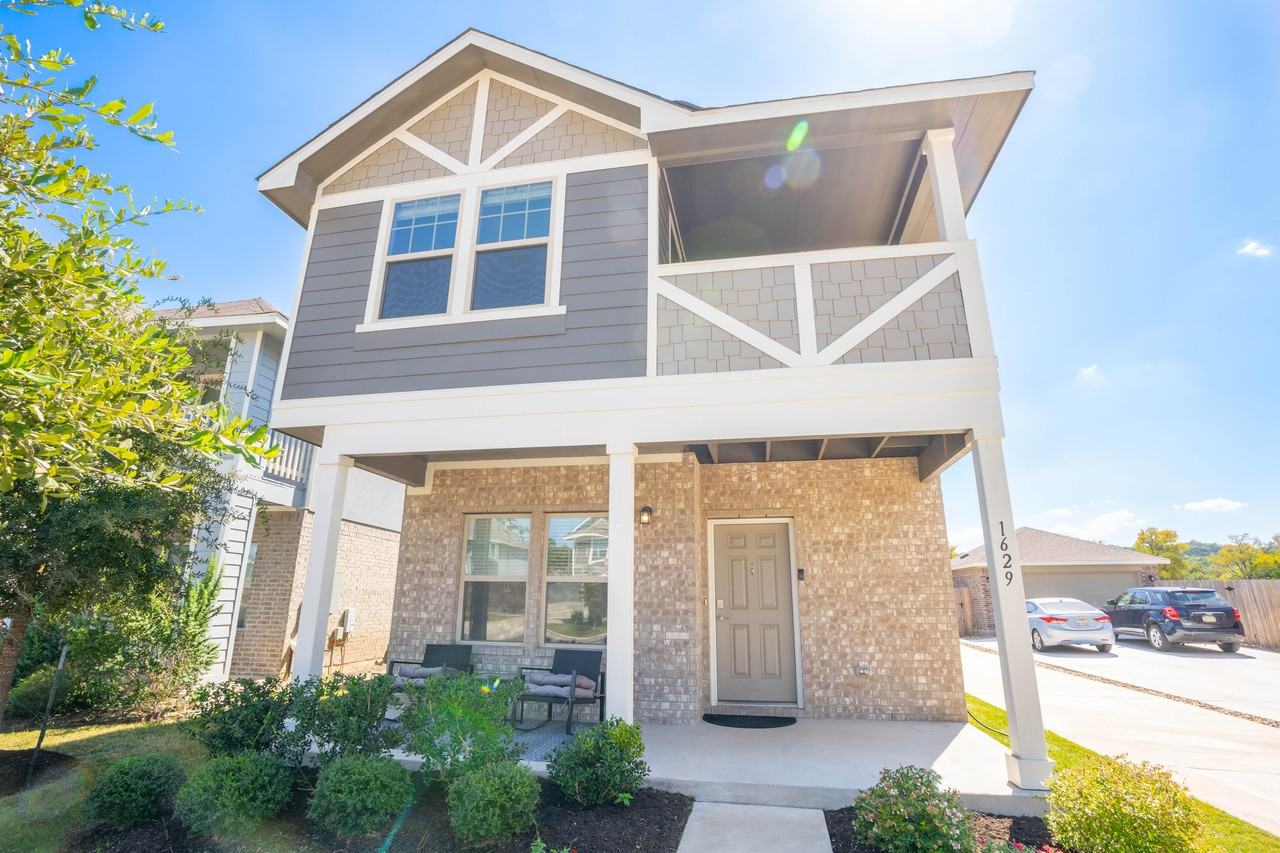 1629 Arapaho Mountain Pass #1 - Photo 2 of 30