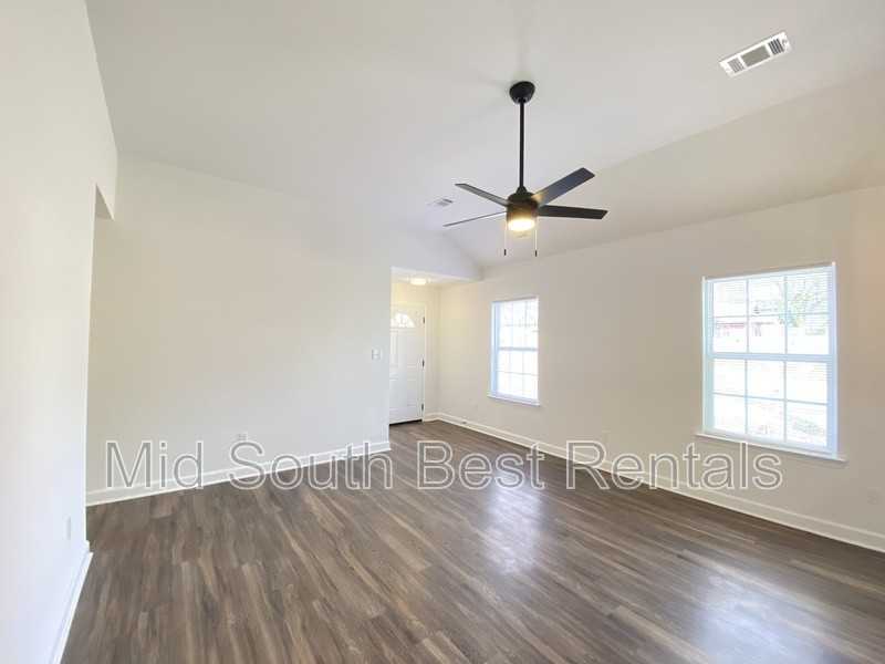 2003 S Cedar St - Photo 5 of 15