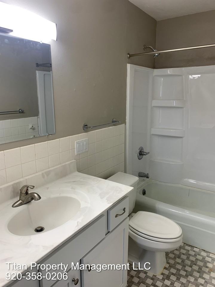 526 Spinnaker Lane - Photo 4 of 9