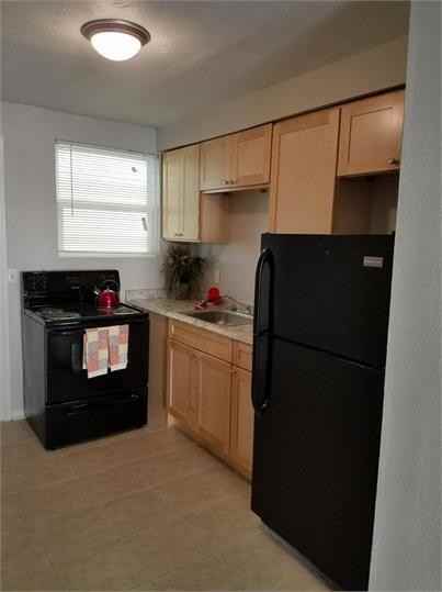 Almeda-3816 N. Canal Street #218 - Photo 2 of 13