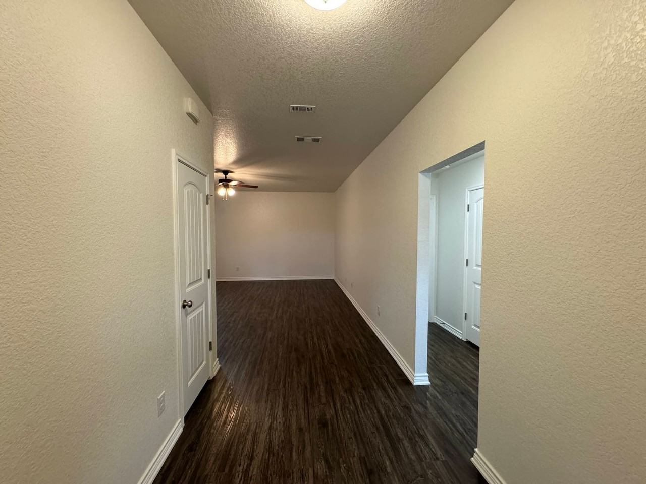 1417 Jasper Garden Ct - Photo 2 of 28