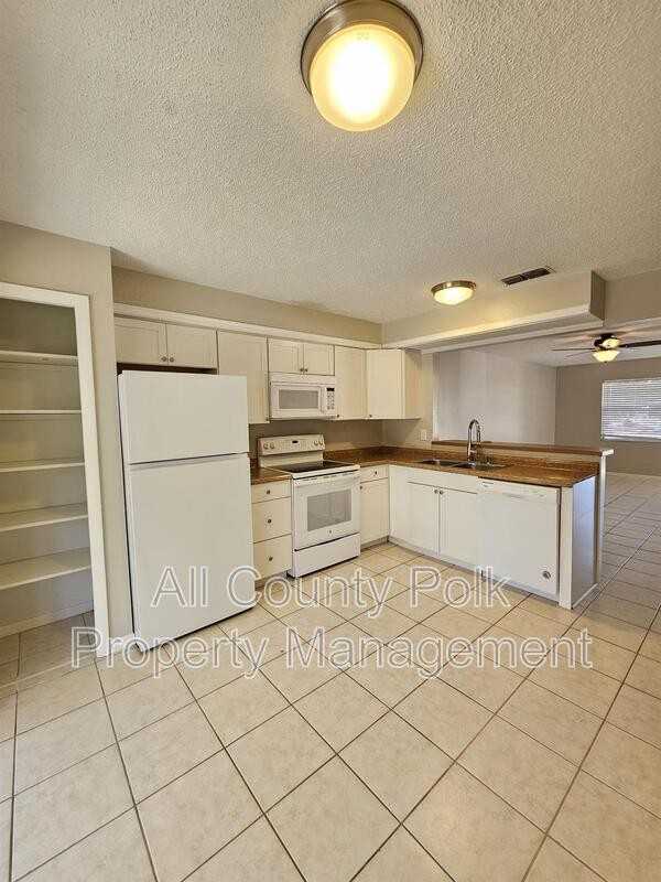 791 Zella Ln - Photo 4 of 14