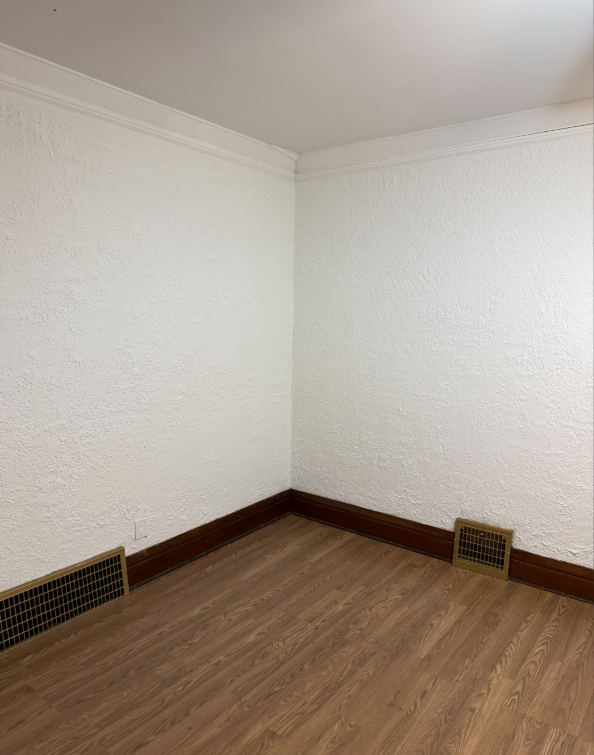 3004 N 11th St - Photo 4 of 11