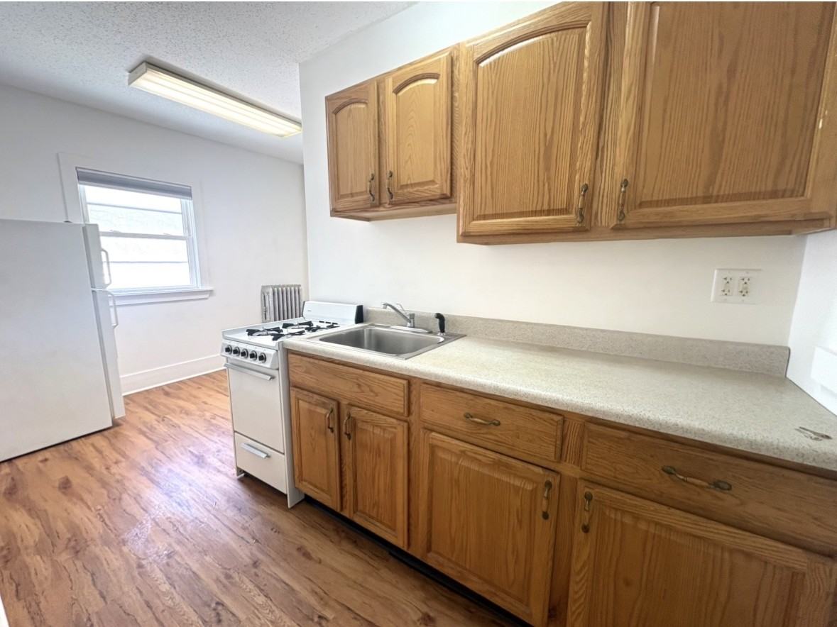 30 Elm Street - Photo 3 of 8