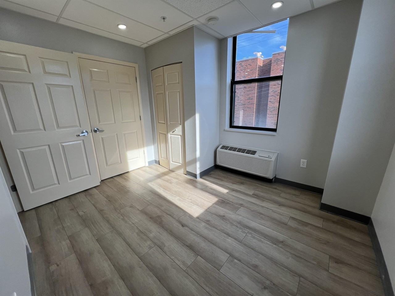 622 17th Street - Photo 3 of 6