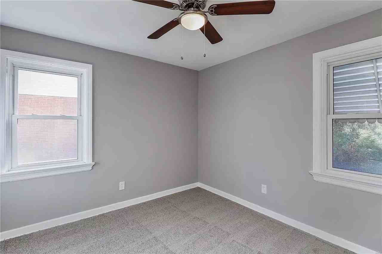 1465 W Duchesne Dr - Photo 4 of 16