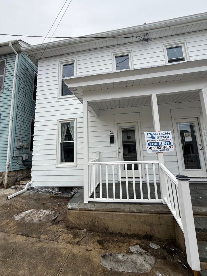 26 E Orange St - Photo 2 of 26