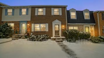 featured image of 10 Watkins Glen Ct