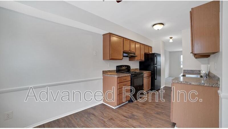 10 Watkins Glen Ct - Photo 5 of 28