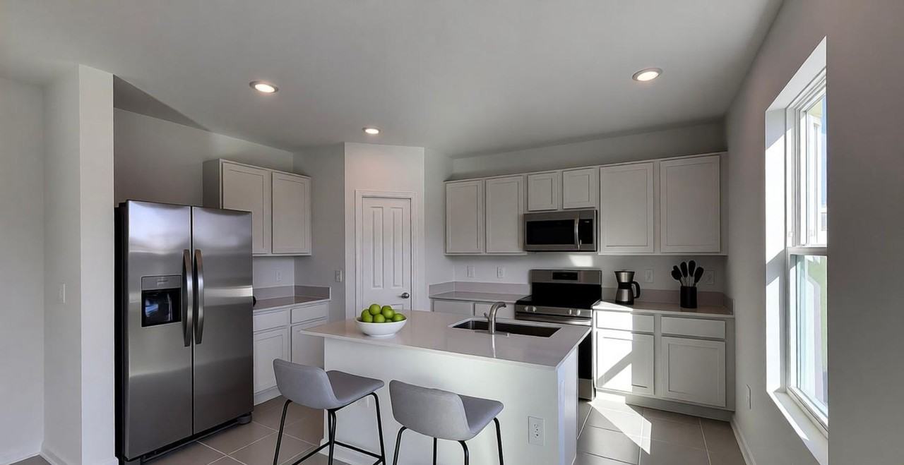 4782 Katrina Dr - Photo 3 of 43