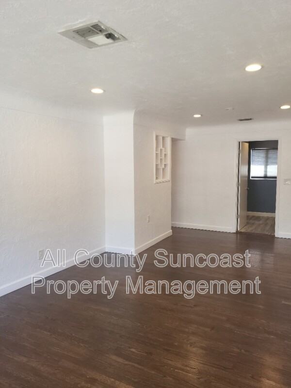 5940 5th Ave N #5940 - Photo 6 of 11