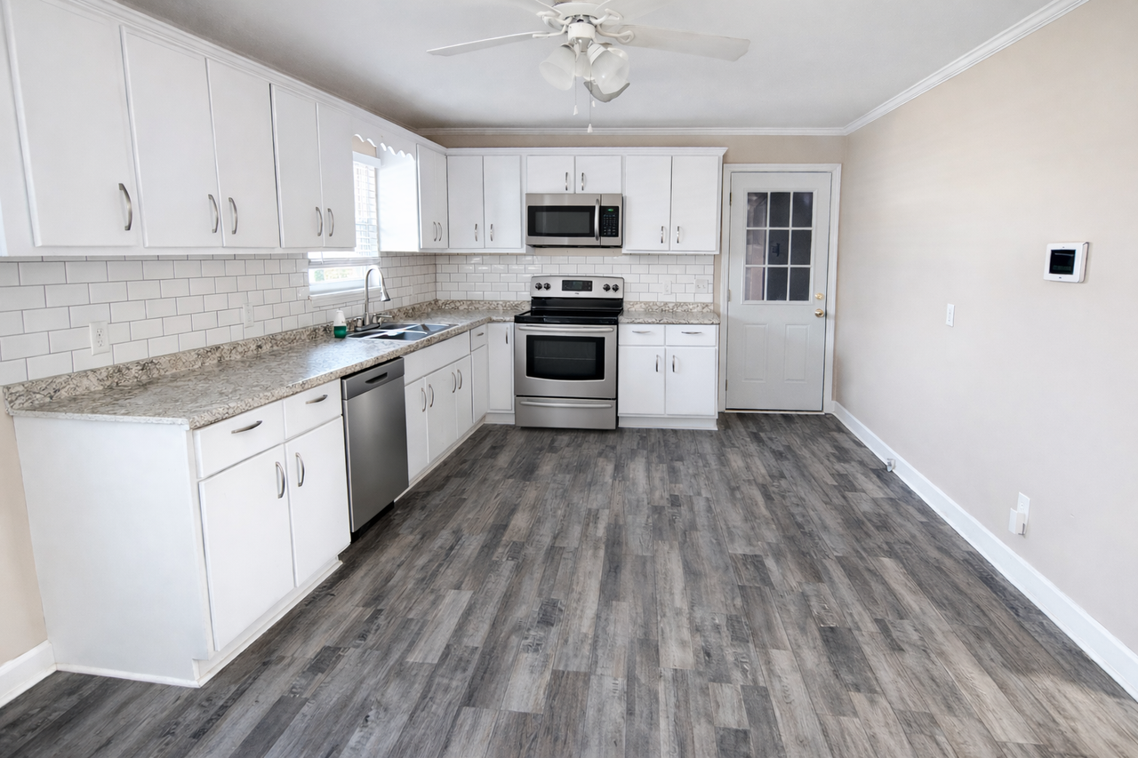 503 Kirby Dr Se #1 - Photo 4 of 22