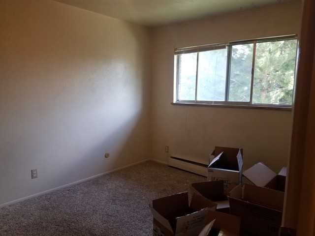 1250 and 1260 Elder Ave - Photo 5 of 10