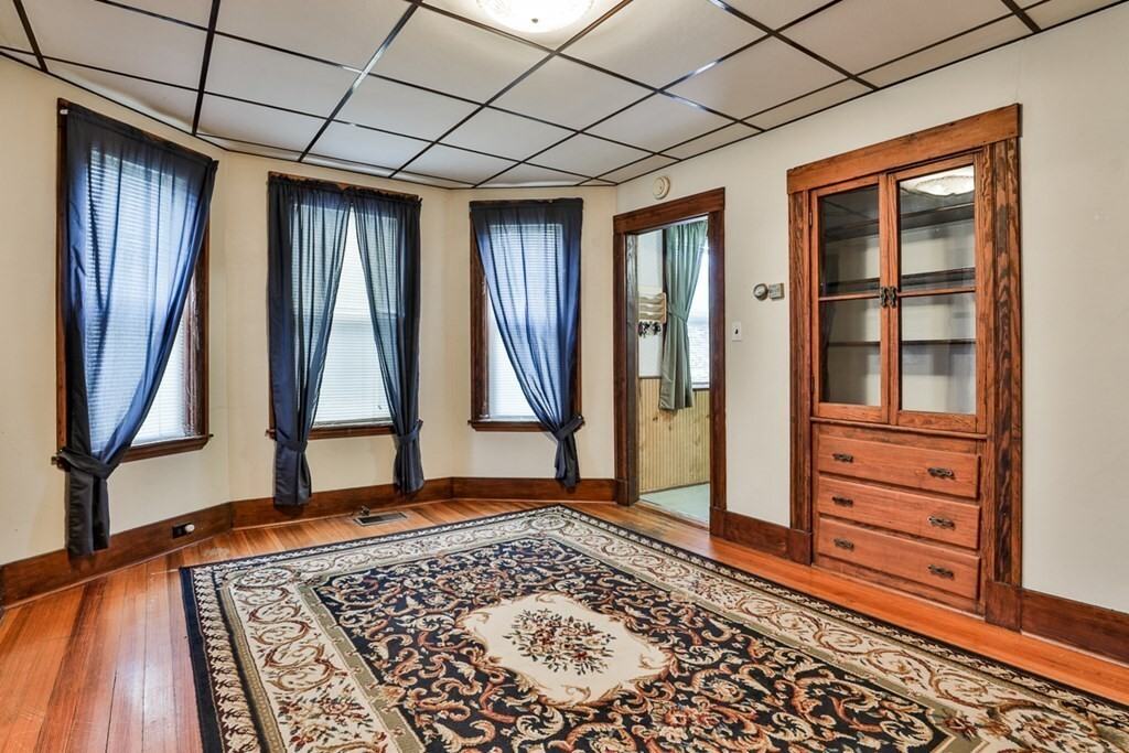 59 Lawrence Street - Photo 7 of 16