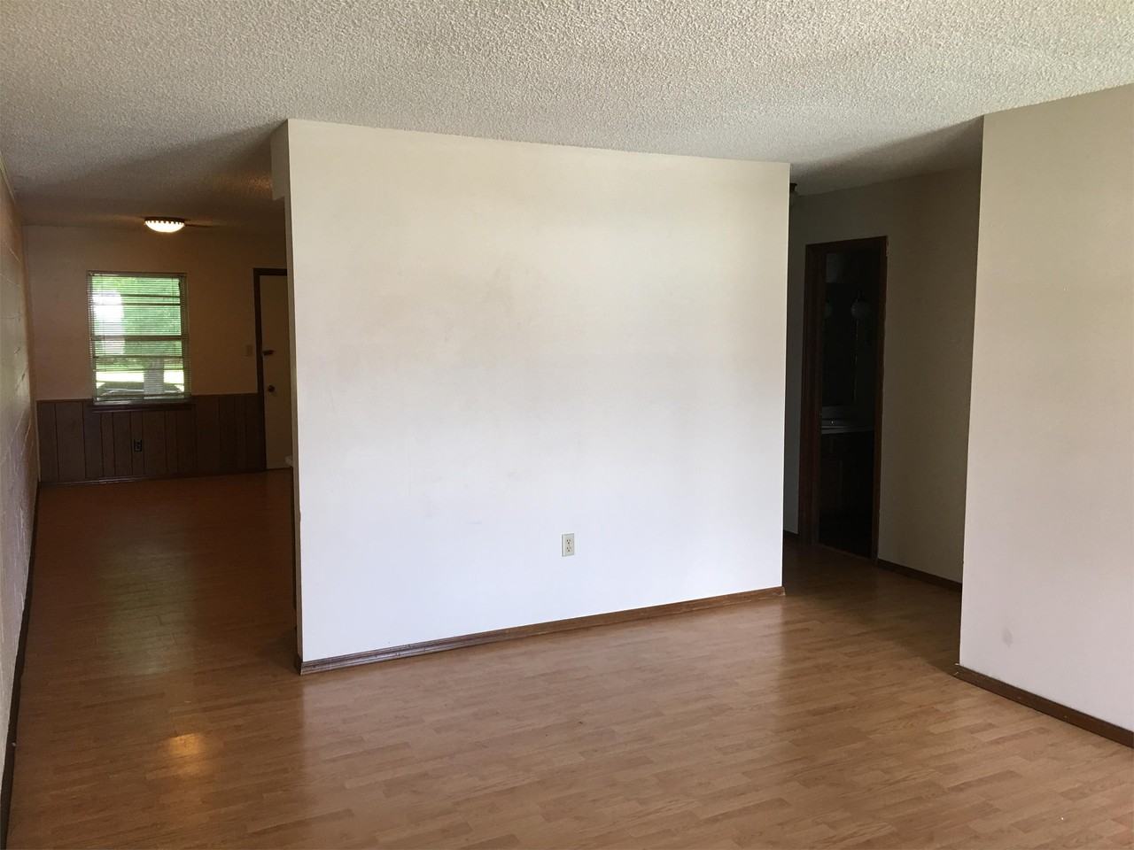 210 N. Ash Avenue, Broken Arrow, OK 74012 - Photo 4 of 12