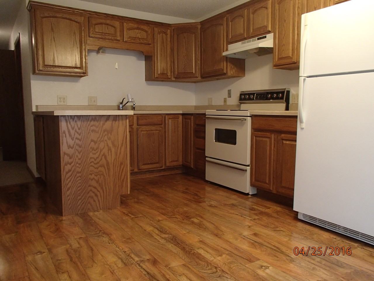 1940 Perlich Ave - Photo 3 of 11