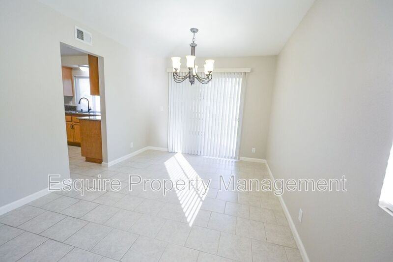 1170 Novato Dr - Photo 4 of 25