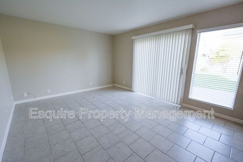 1170 Novato Dr - Photo 6 of 25