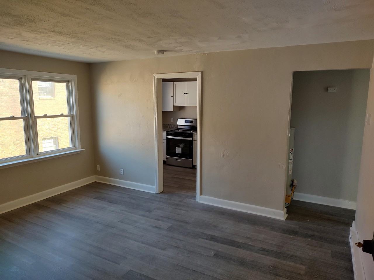 1229 West Ocean View Avenue - Photo 7 of 18