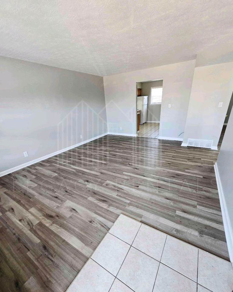 107 Robbins Drive - Photo 5 of 50