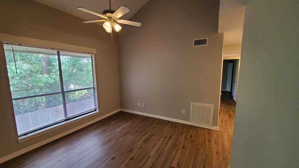 1404 Gause Blvd - Photo 3 of 9