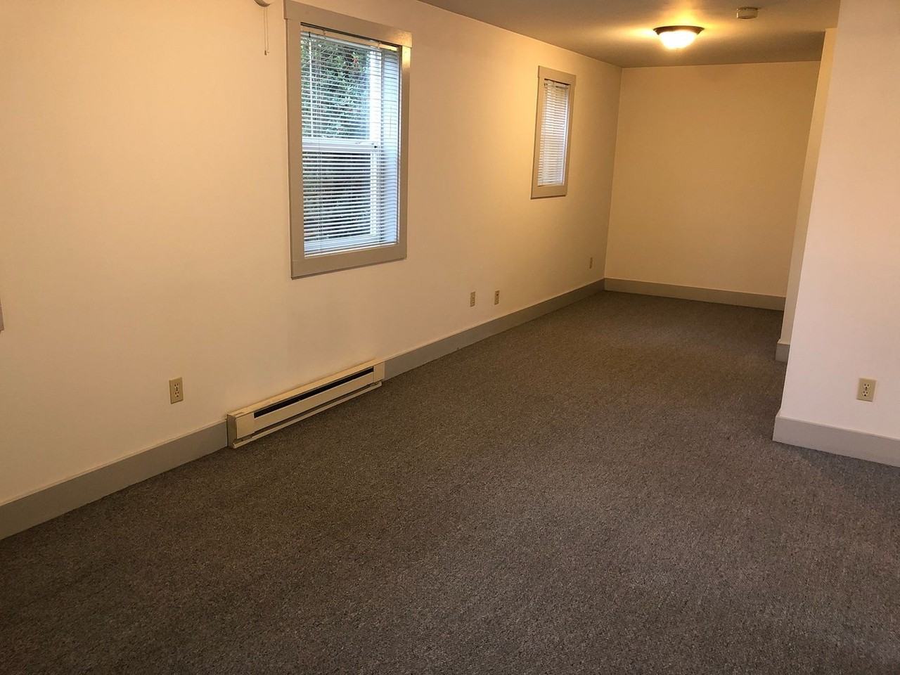 511 E. Chestnut Street - Photo 7 of 9