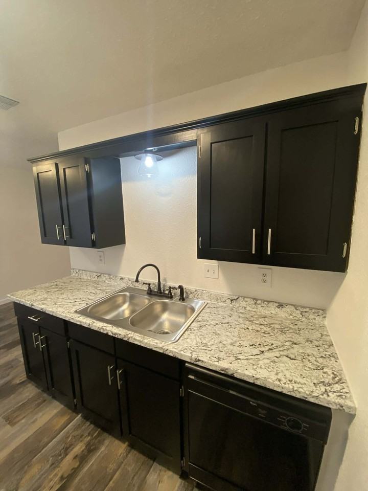 Stagecoach - Photo 5 of 14