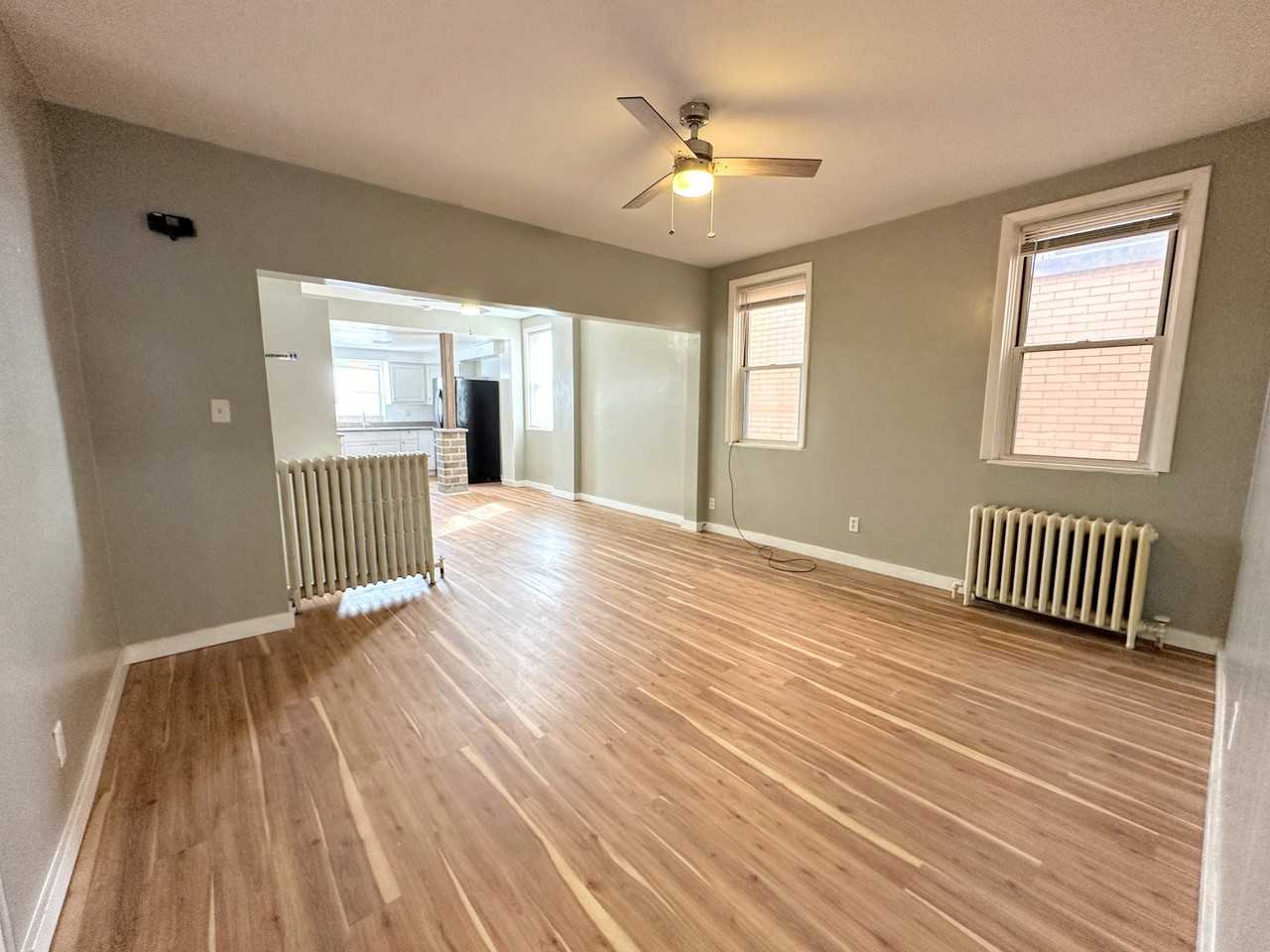 735 Brownsville Road - Photo 7 of 18