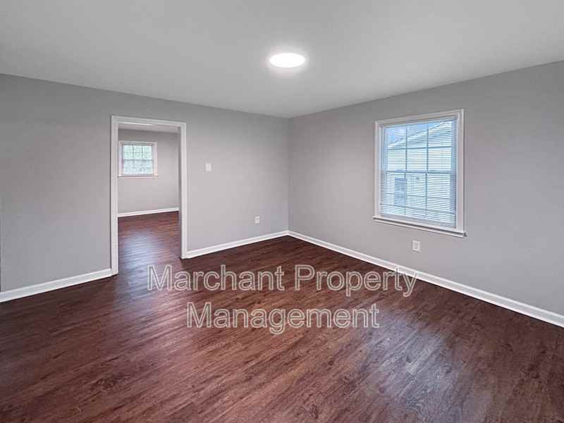 87 Montague Rd #B - Photo 3 of 11