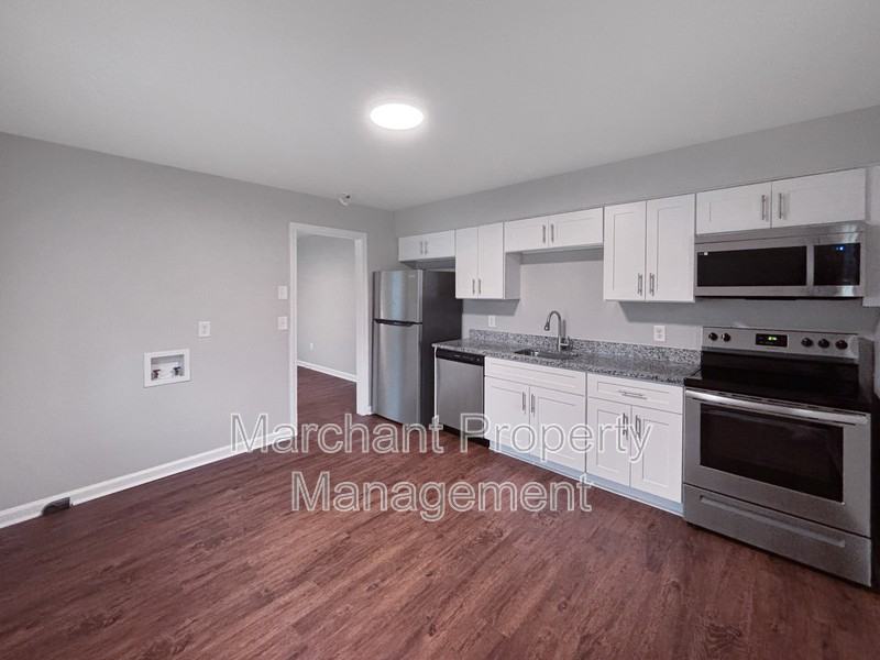 87 Montague Rd #B - Photo 4 of 11